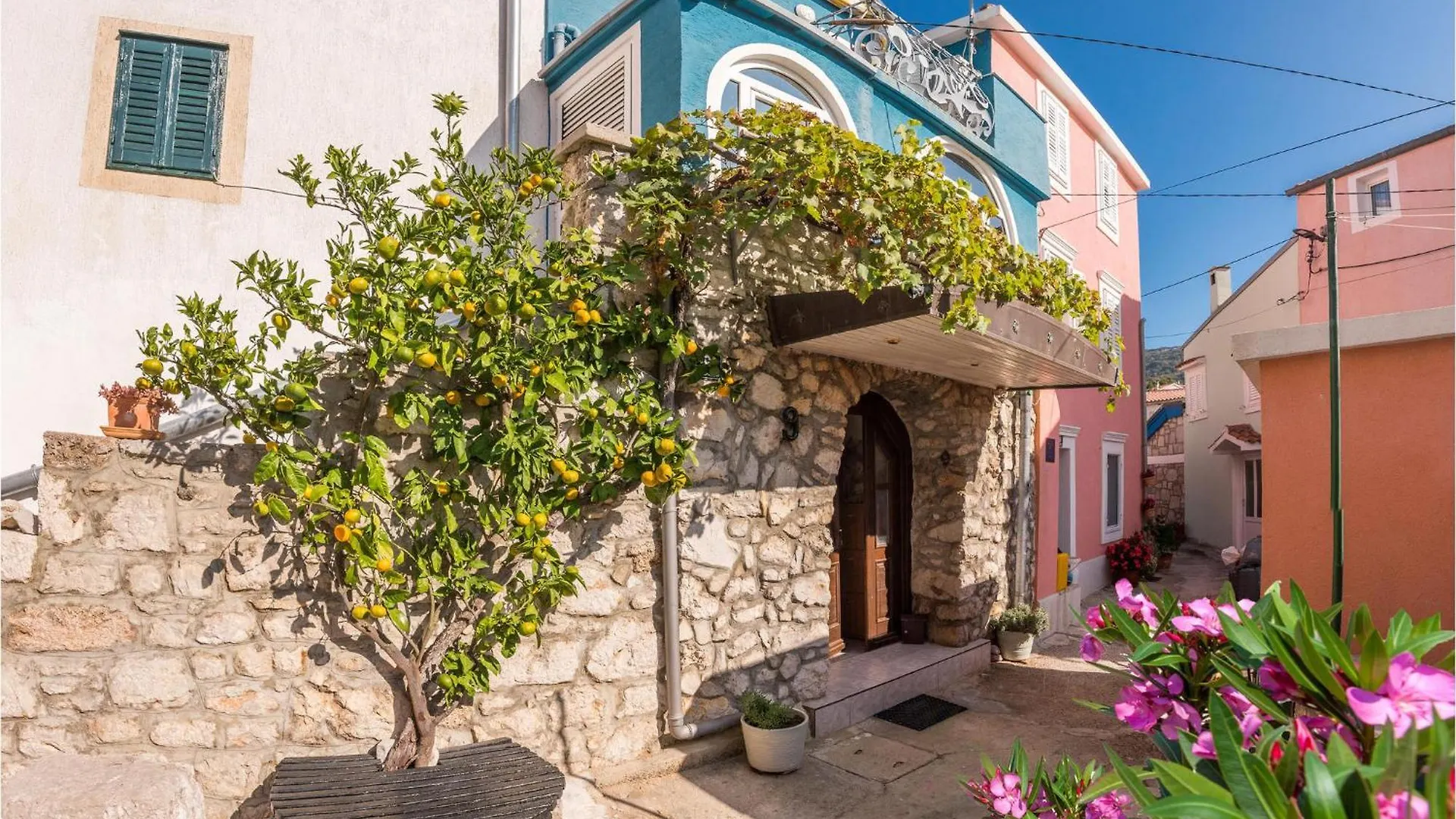 Holiday home Beautiful Home In Miholascica With Jacuzzi