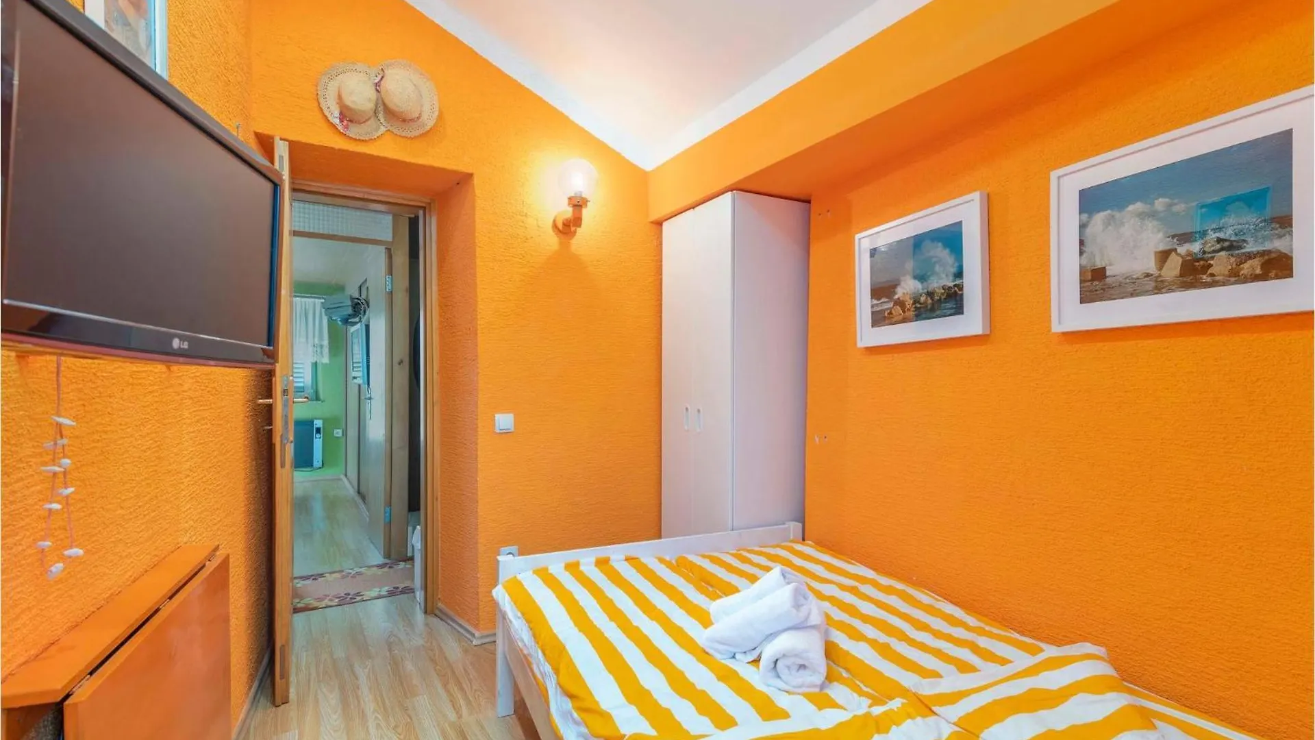 Beautiful Home In Miholascica With Jacuzzi Holiday home